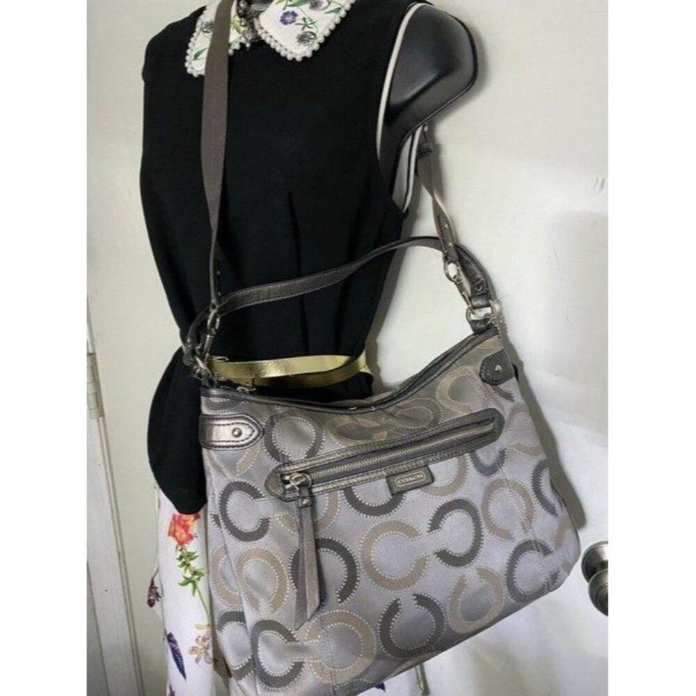 coach medium size silver gray jacquard fabric cros - Picture 5 of 8